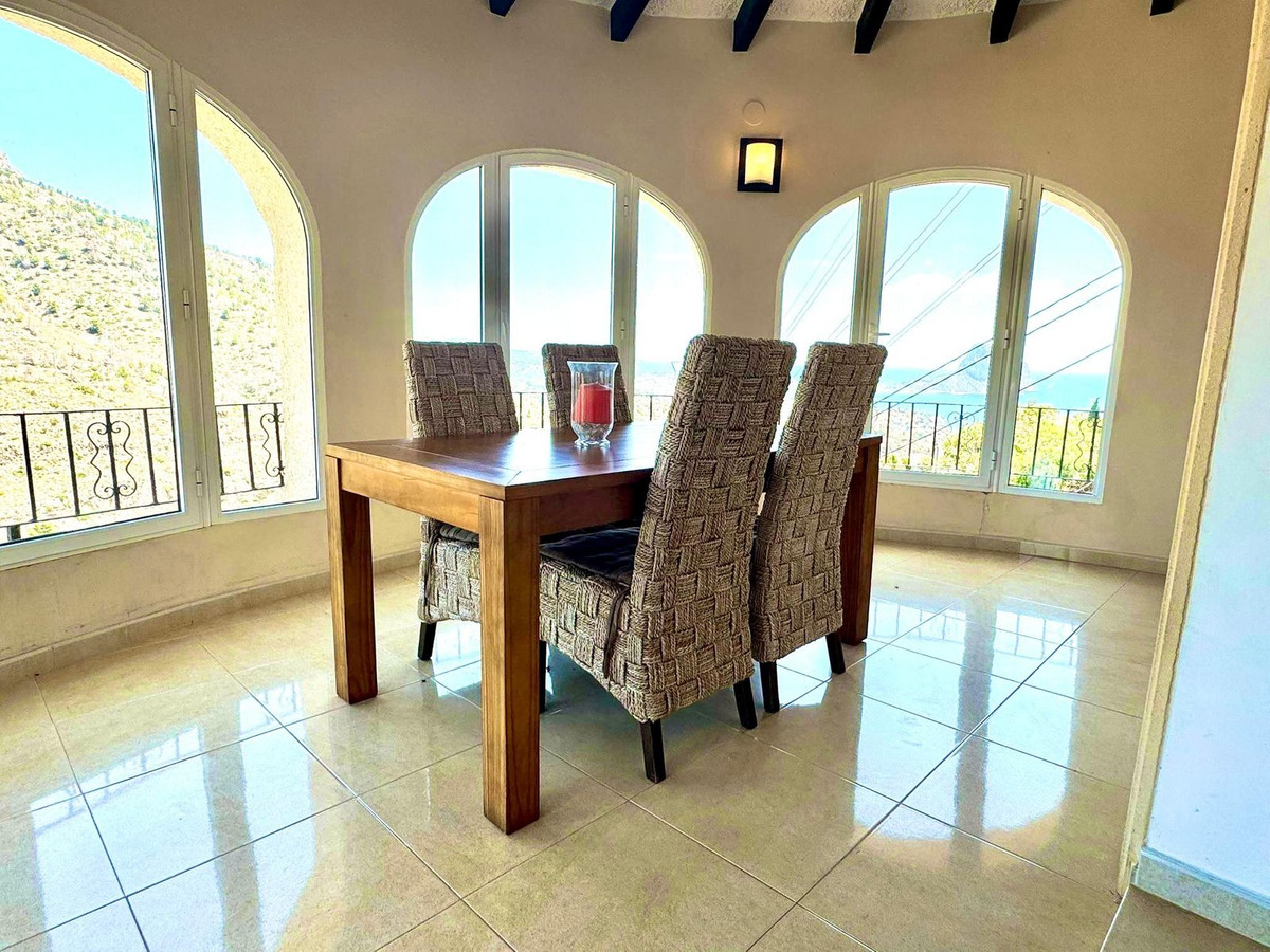 Se vende Villa - Chalet de 3 dormitorios en Costa Blanca, Alicante, España