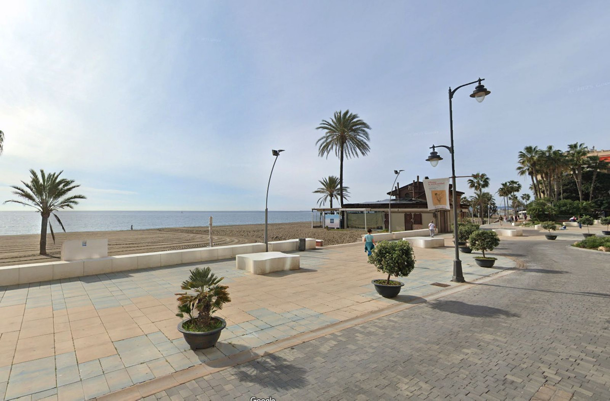 Commercial unit for sale in Estepona Costa Del Sol, Málaga, Spain