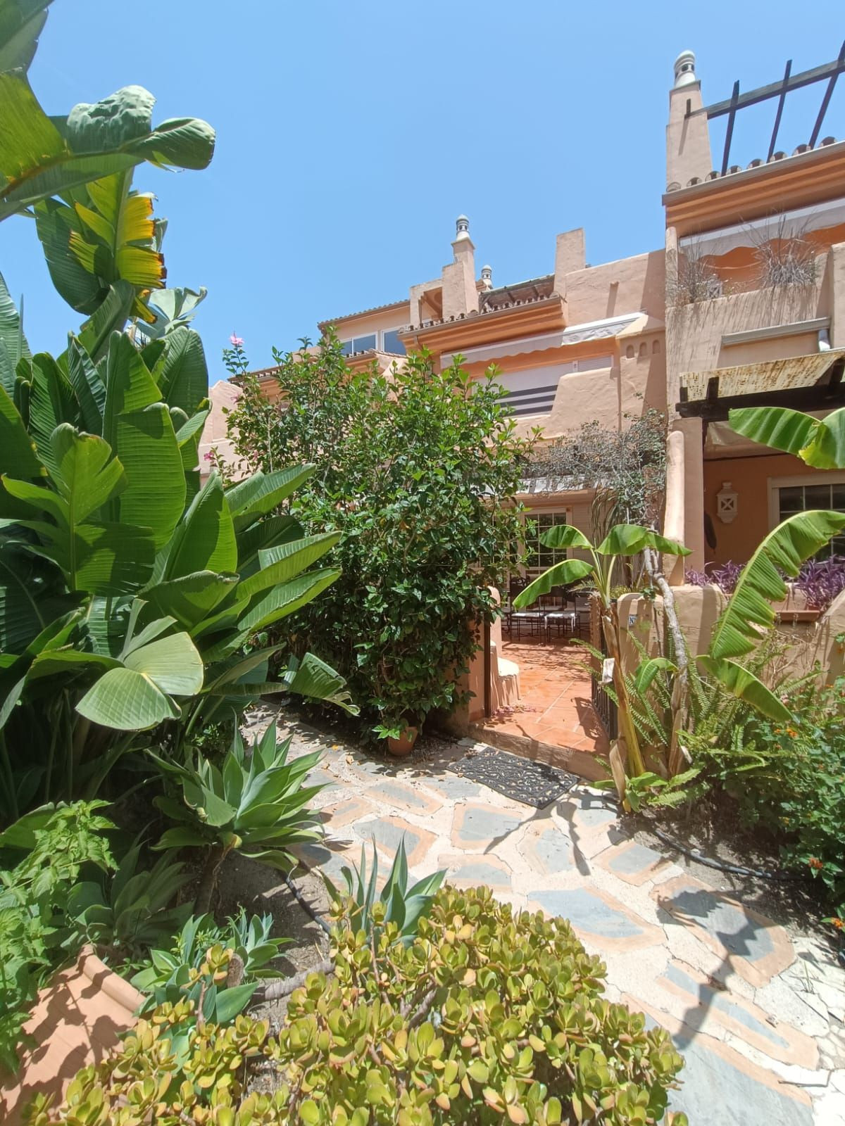 3 Bed Townhouse for sale in Nagüeles Costa Del Sol, Málaga, Spain