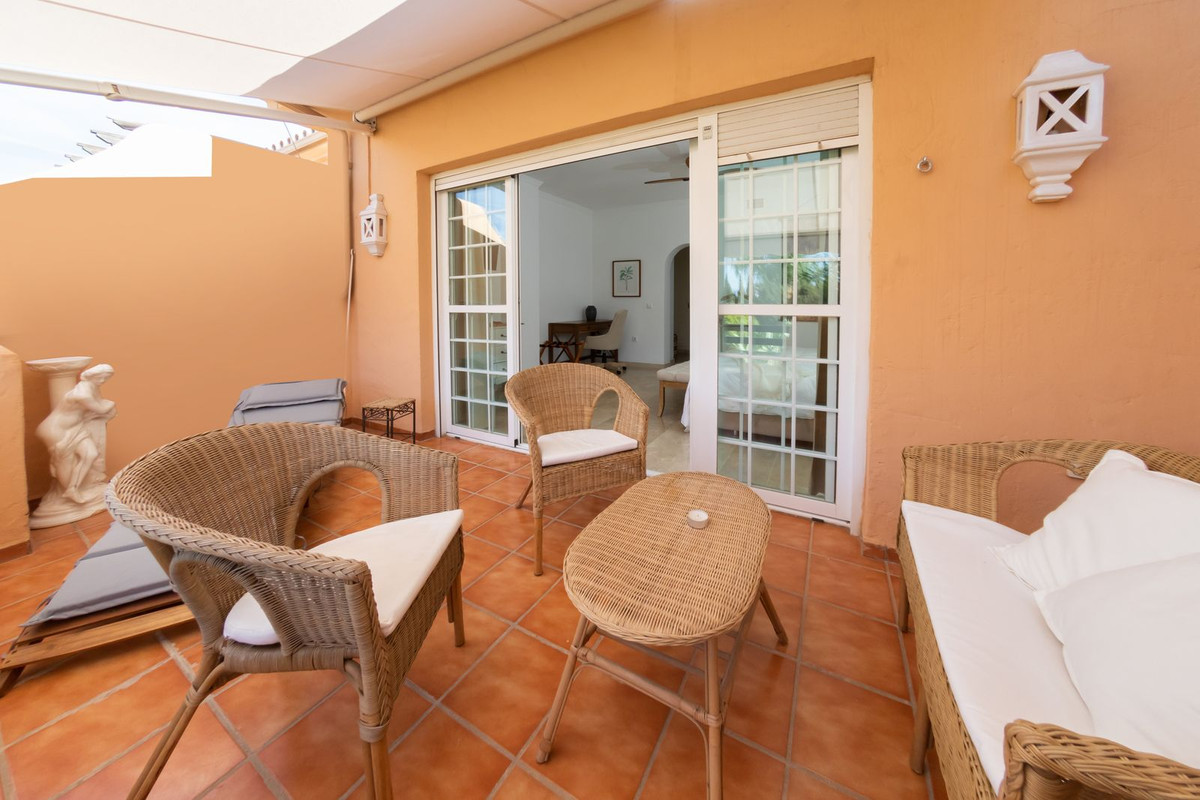 3 Bed Townhouse for sale in Nagüeles Costa Del Sol, Málaga, Spain