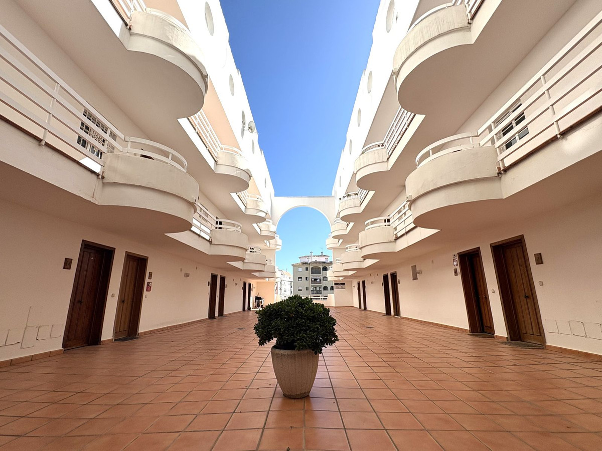 Se vende Estudio Planta Media  en Costa Del Sol, Málaga, España