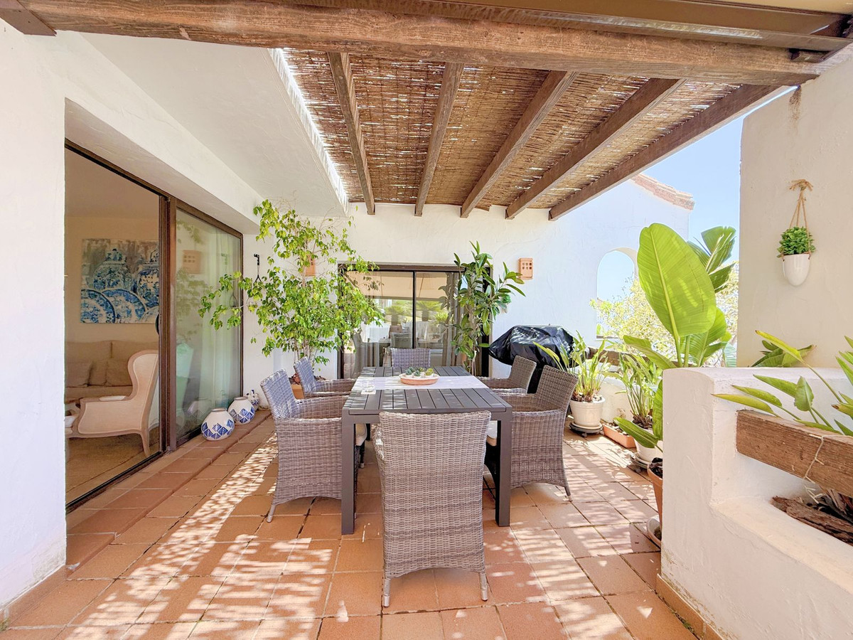 Se vende Ático de 2 dormitorios en Costa Del Sol, Cadiz, España