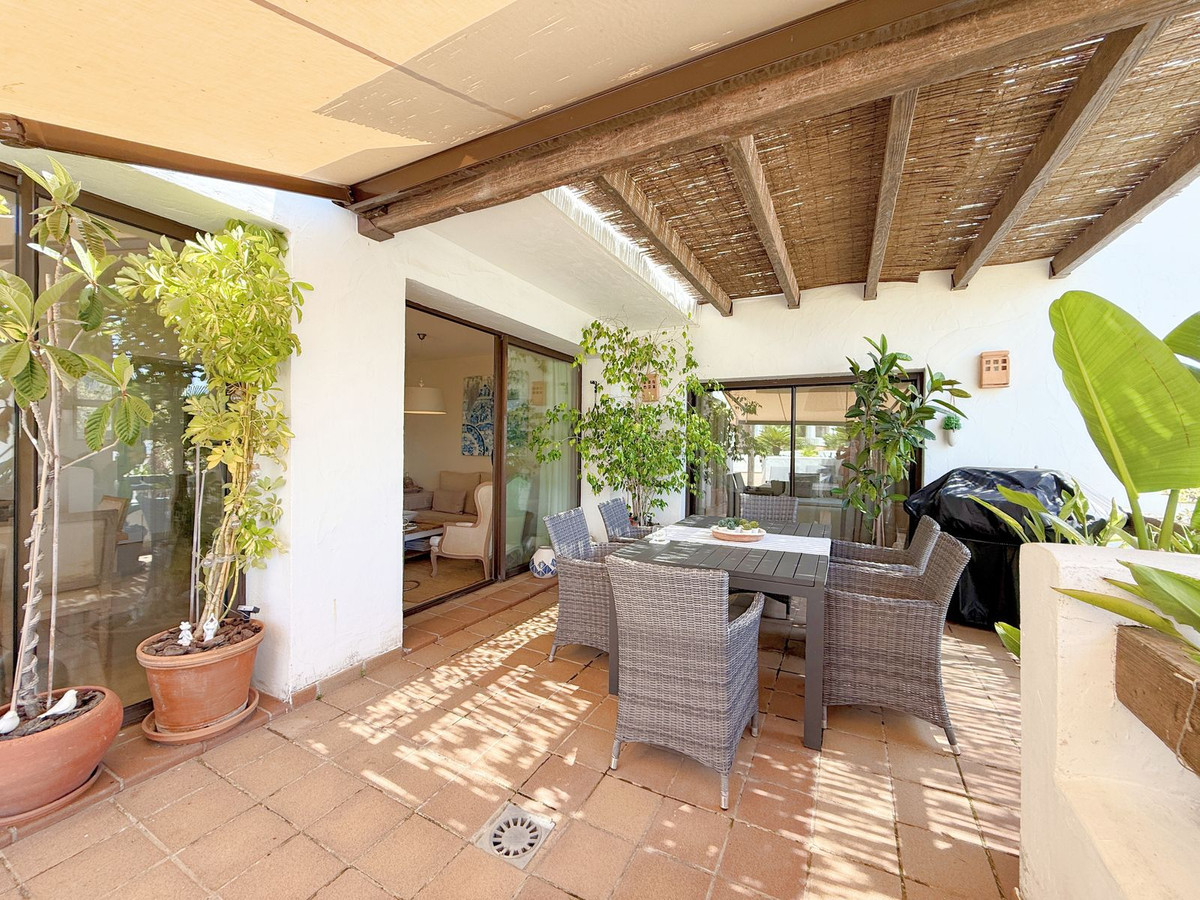Se vende Ático de 2 dormitorios en Costa Del Sol, Cadiz, España
