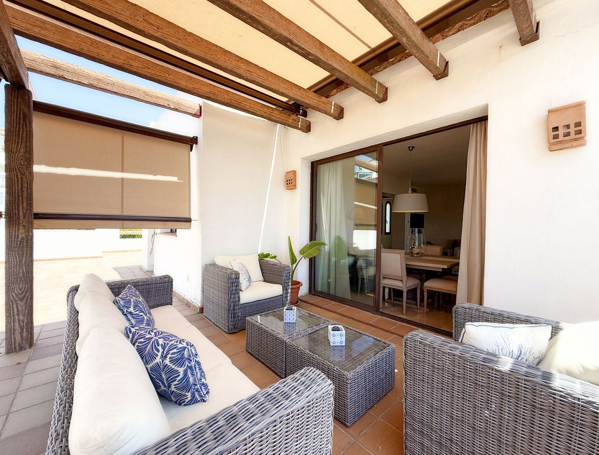 Se vende Ático de 2 dormitorios en Costa Del Sol, Cadiz, España