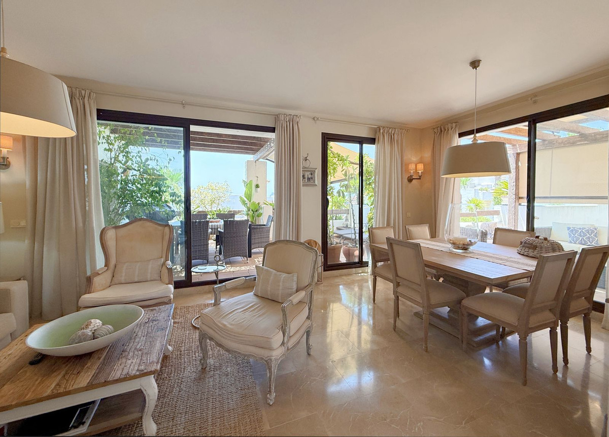 Se vende Ático de 2 dormitorios en Costa Del Sol, Cadiz, España