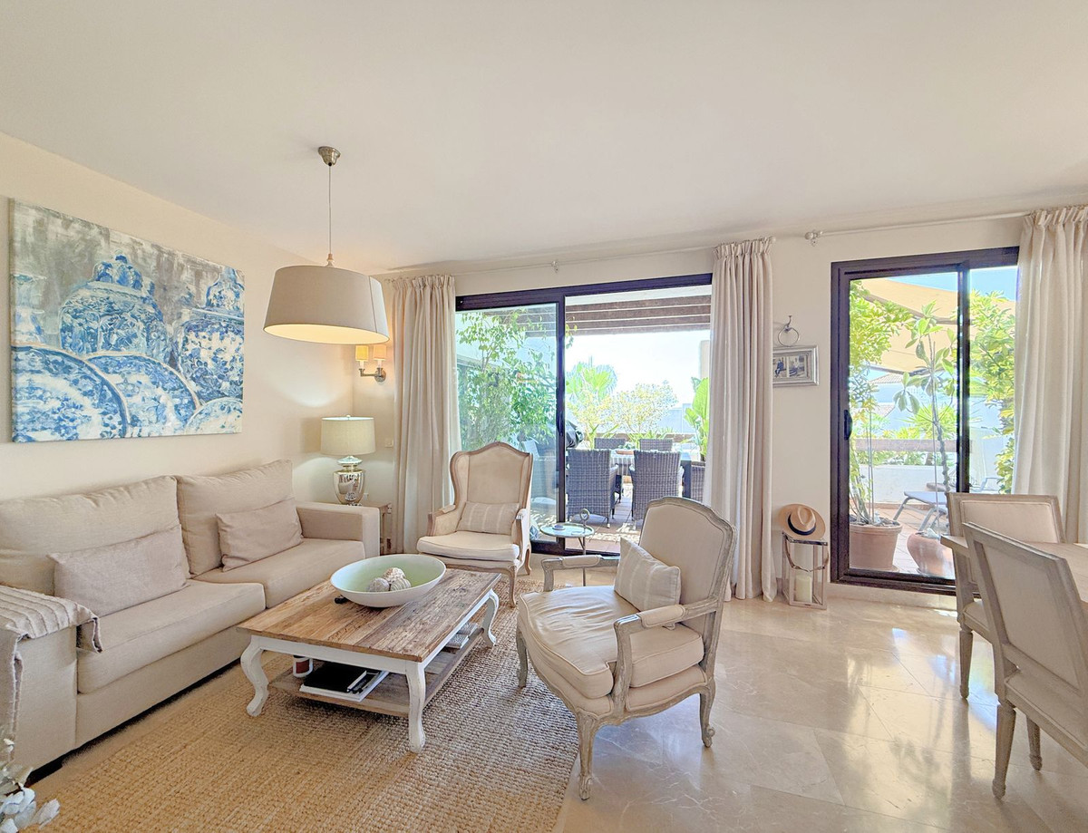 Se vende Ático de 2 dormitorios en Costa Del Sol, Cadiz, España