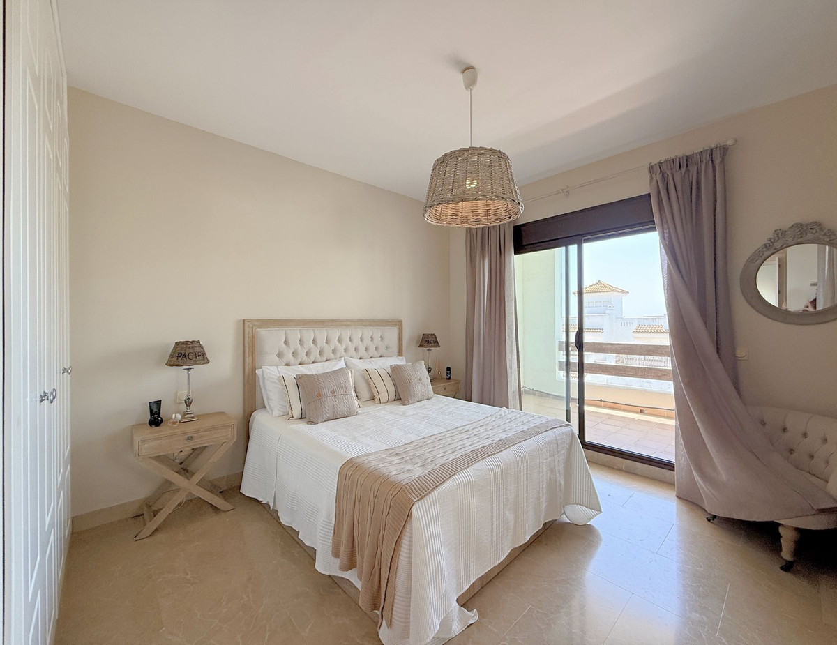 Se vende Ático de 2 dormitorios en Costa Del Sol, Cadiz, España