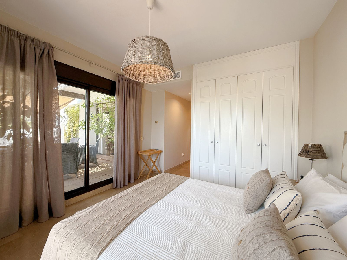 Se vende Ático de 2 dormitorios en Costa Del Sol, Cadiz, España