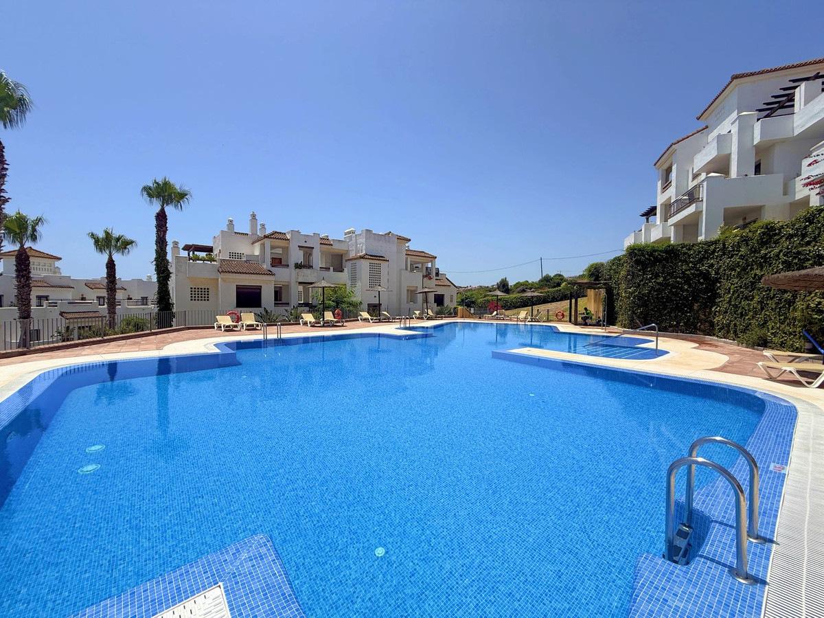 Se vende Ático de 2 dormitorios en Costa Del Sol, Cadiz, España