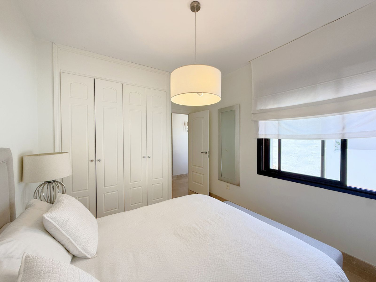 Se vende Ático de 2 dormitorios en Costa Del Sol, Cadiz, España