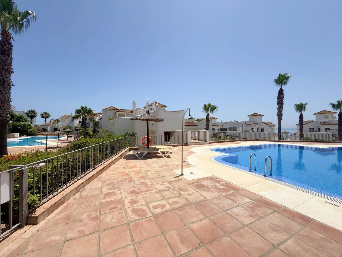 Se vende Ático de 2 dormitorios en Costa Del Sol, Cadiz, España