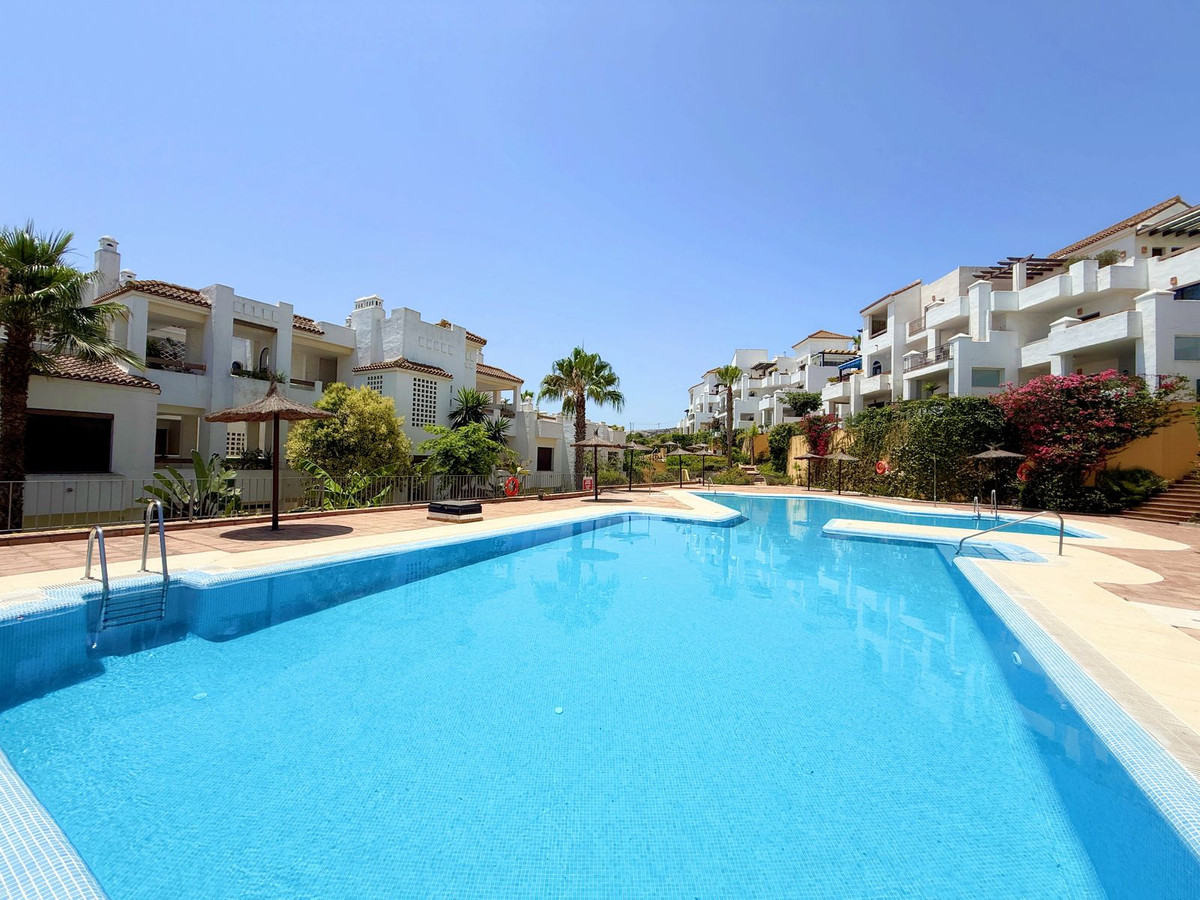Se vende Ático de 2 dormitorios en Costa Del Sol, Cadiz, España