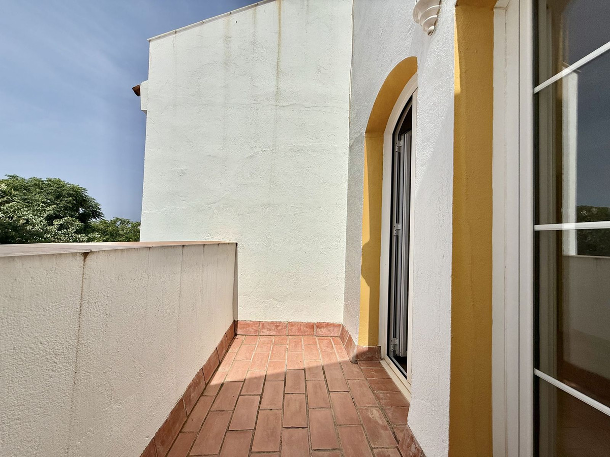 3 Bed Townhouse for sale in Nueva Andalucía Costa Del Sol, Málaga, Spain