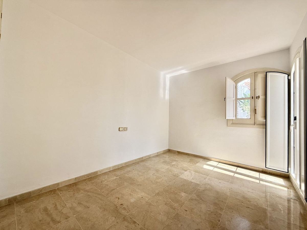 3 Bed Townhouse for sale in Nueva Andalucía Costa Del Sol, Málaga, Spain