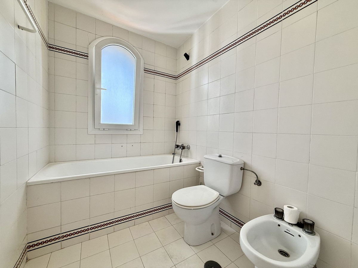 3 Bed Townhouse for sale in Nueva Andalucía Costa Del Sol, Málaga, Spain