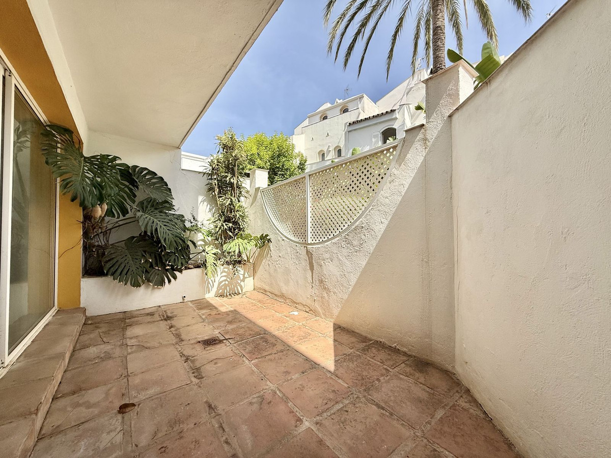 3 Bed Townhouse for sale in Nueva Andalucía Costa Del Sol, Málaga, Spain