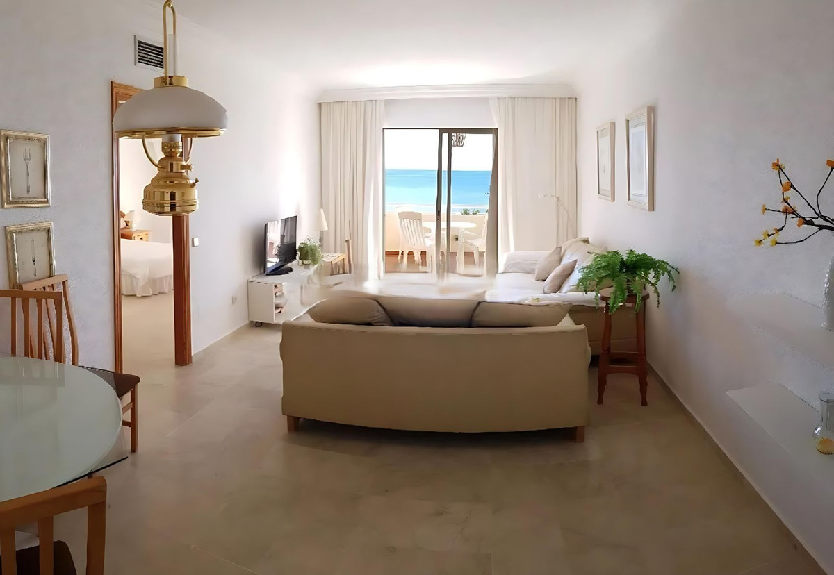 2 Bed Apartment for sale in Estepona Costa Del Sol, Málaga, Spain