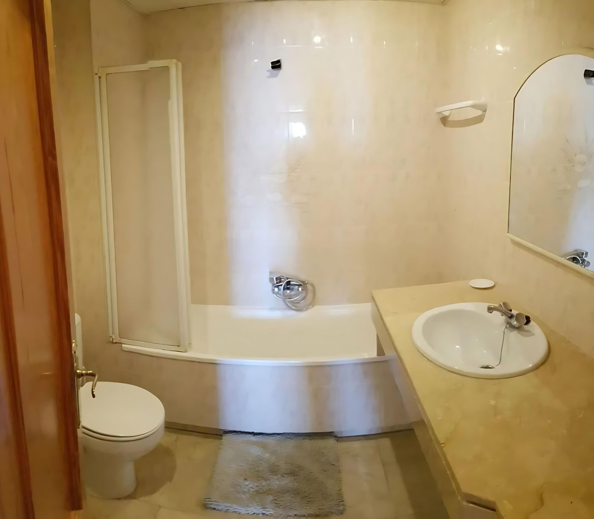 2 Bed Apartment for sale in Estepona Costa Del Sol, Málaga, Spain