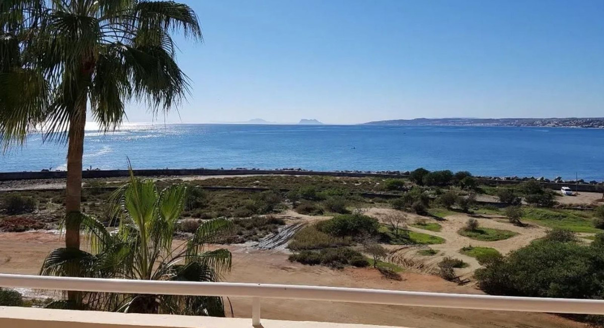 2 Bed Apartment for sale in Estepona Costa Del Sol, Málaga, Spain