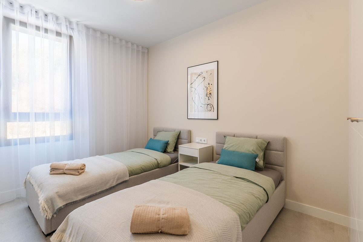 3 Bed Apartment for sale in Estepona Costa Del Sol, Málaga, Spain