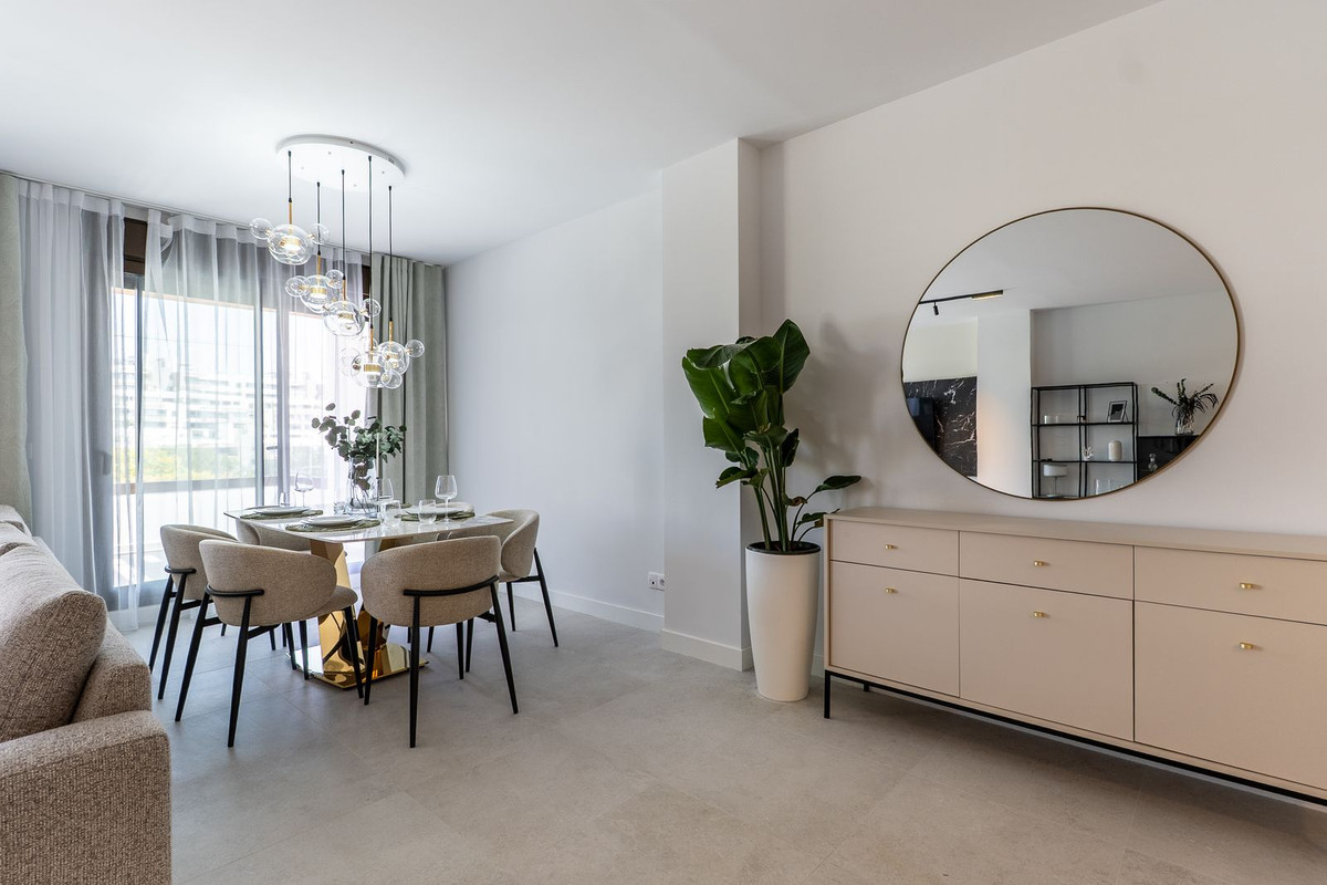 3 Bed Apartment for sale in Estepona Costa Del Sol, Málaga, Spain