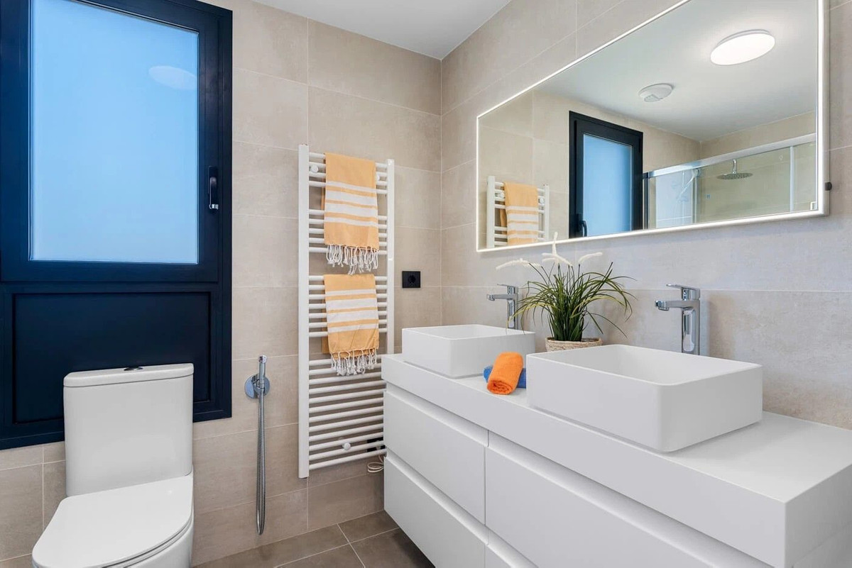 3 Bed Apartment for sale in Calpe Costa Blanca, Alicante, Spain