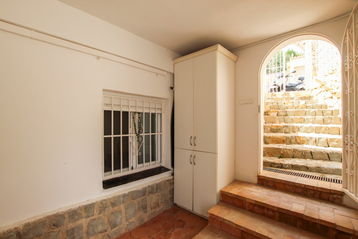 Se vende Villa - Chalet de 4 dormitorios en Costa Blanca, Alicante, España
