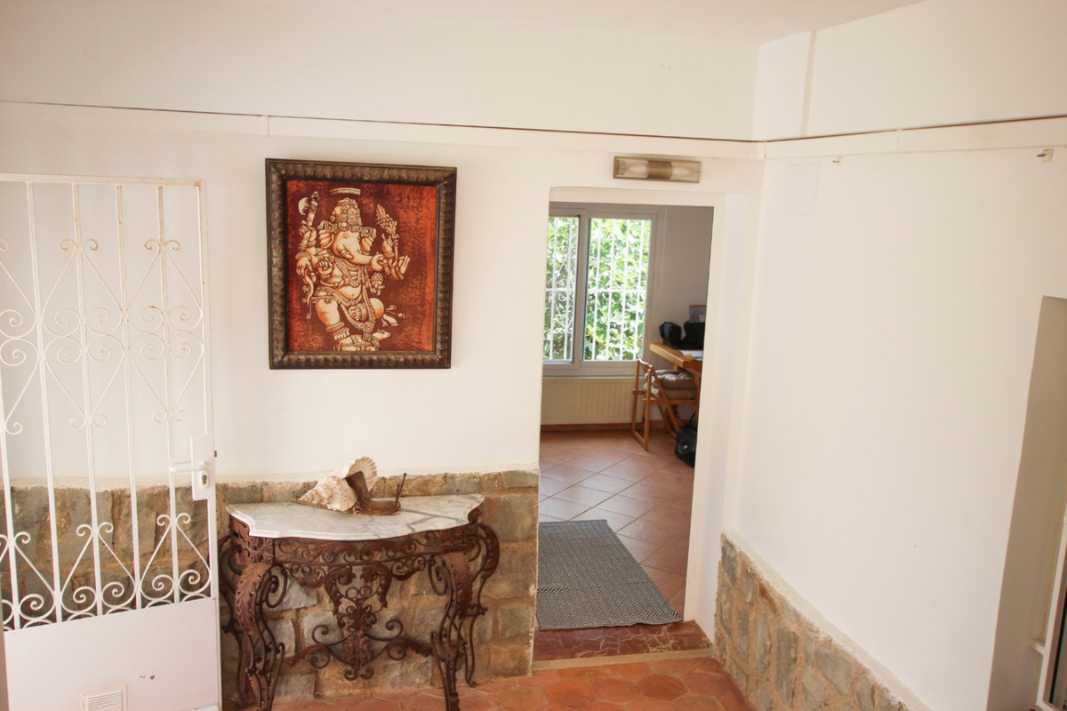 Se vende Villa - Chalet de 4 dormitorios en Costa Blanca, Alicante, España