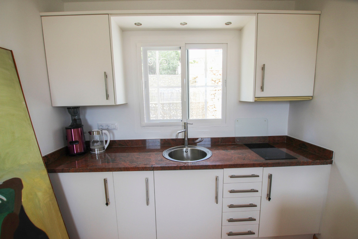 Se vende Villa - Chalet de 4 dormitorios en Costa Blanca, Alicante, España