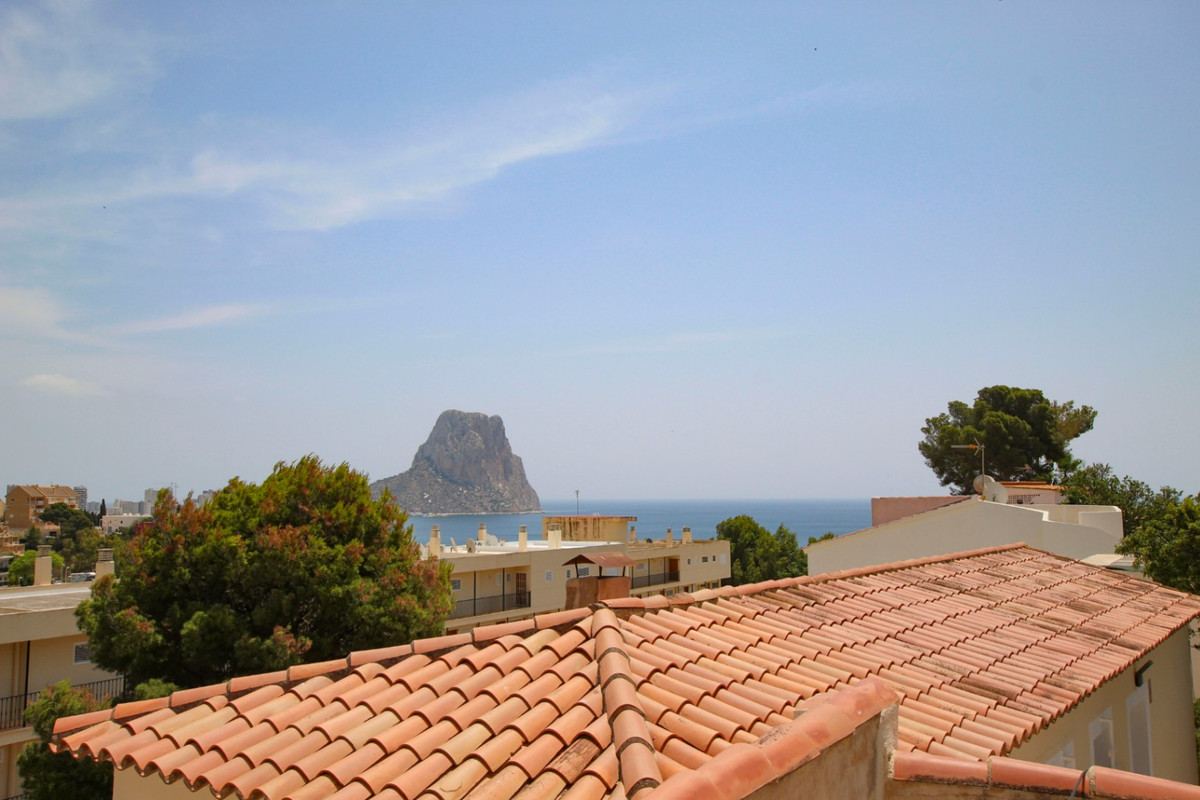Se vende Villa - Chalet de 4 dormitorios en Costa Blanca, Alicante, España