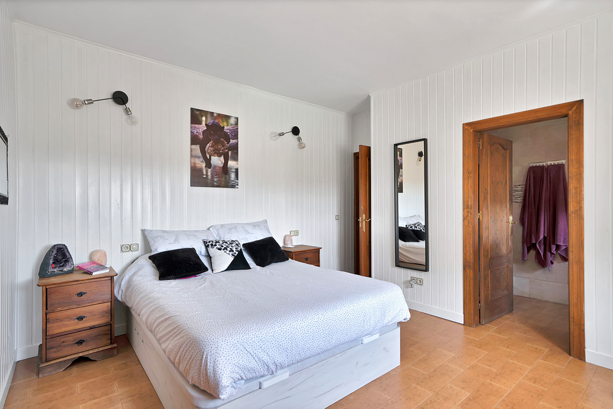 Se vende Villa - Chalet de 7 dormitorios en Costa Del Sol, Málaga, España