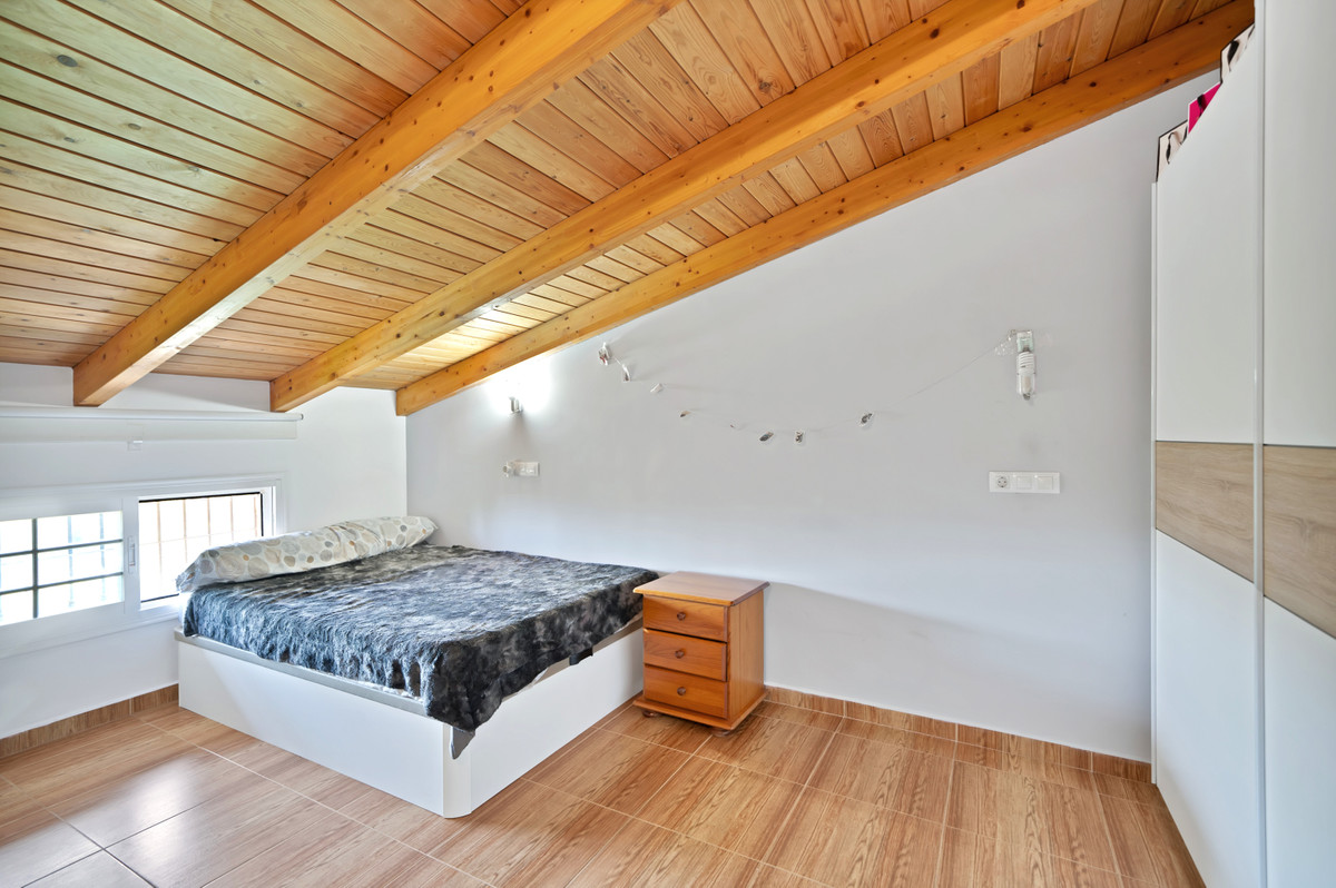 Se vende Villa - Chalet de 7 dormitorios en Costa Del Sol, Málaga, España