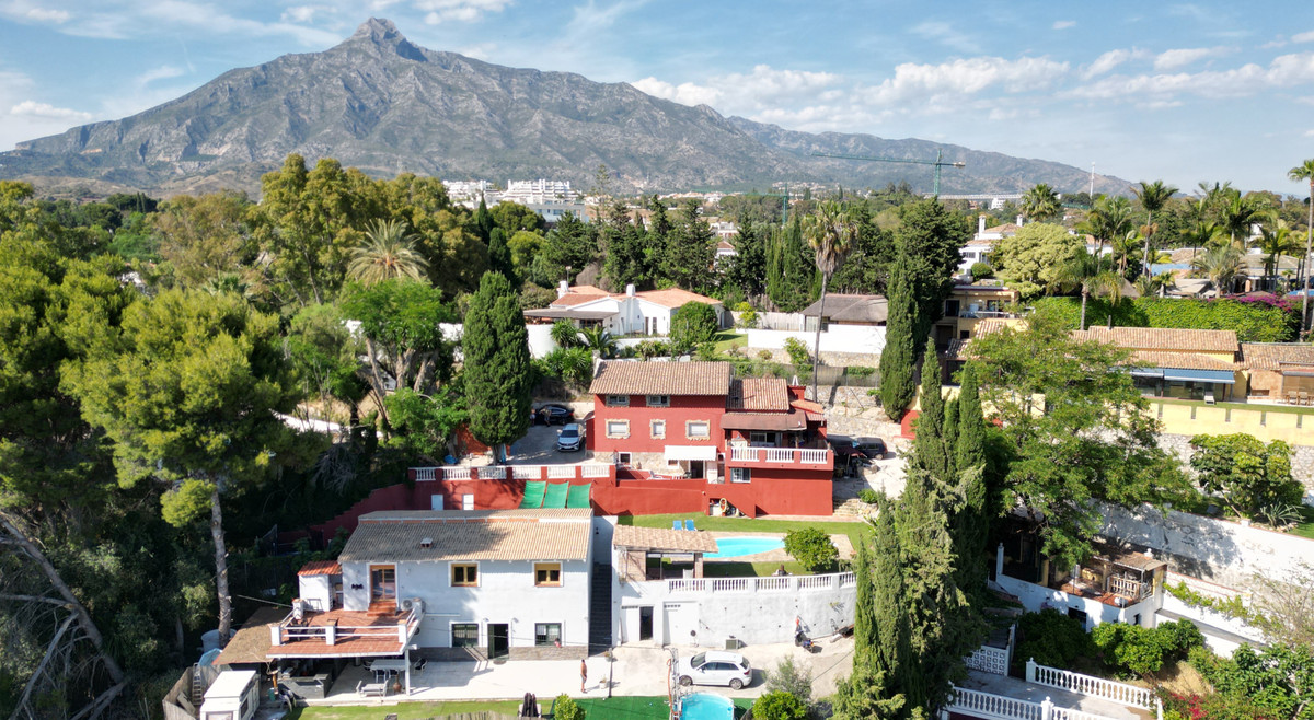 Se vende Villa - Chalet de 7 dormitorios en Costa Del Sol, Málaga, España