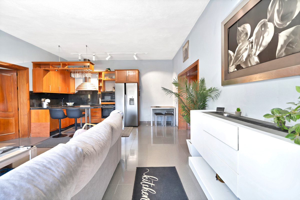 Se vende Villa - Chalet de 7 dormitorios en Costa Del Sol, Málaga, España