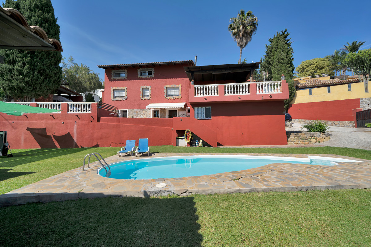 Se vende Villa - Chalet de 7 dormitorios en Costa Del Sol, Málaga, España