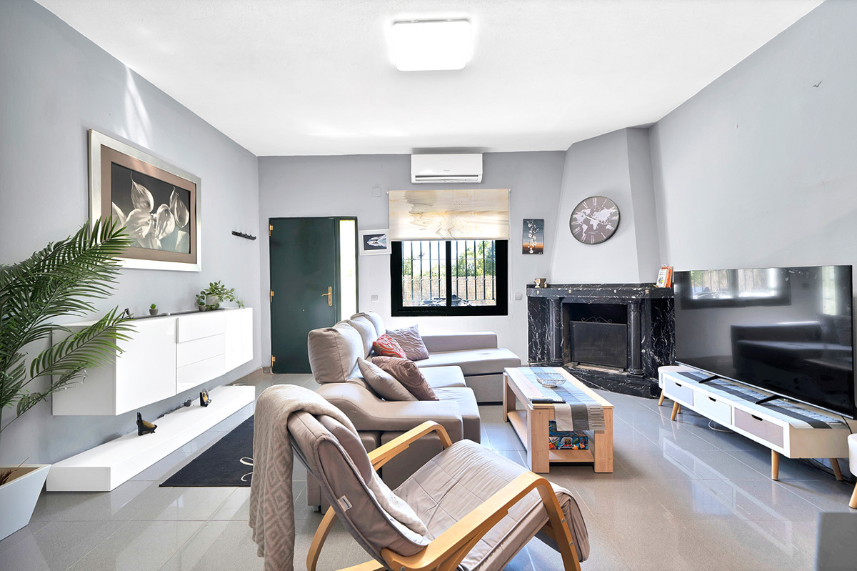 Se vende Villa - Chalet de 7 dormitorios en Costa Del Sol, Málaga, España