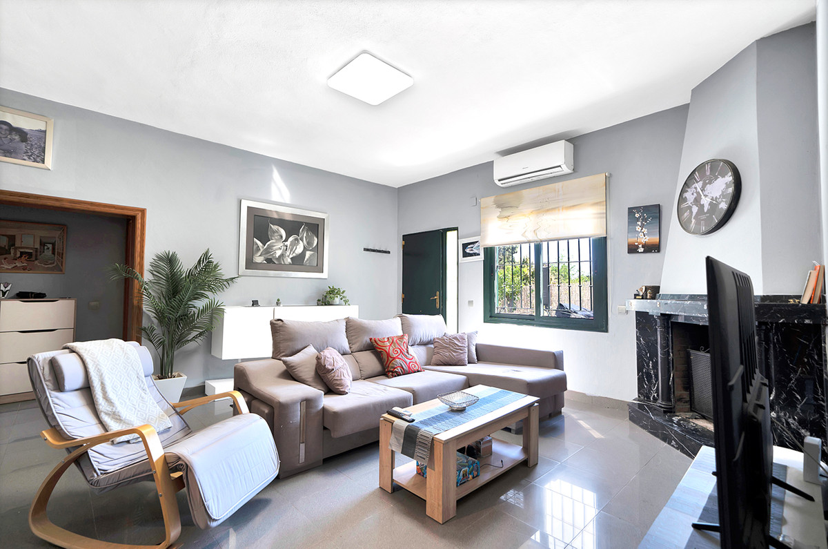 Se vende Villa - Chalet de 7 dormitorios en Costa Del Sol, Málaga, España
