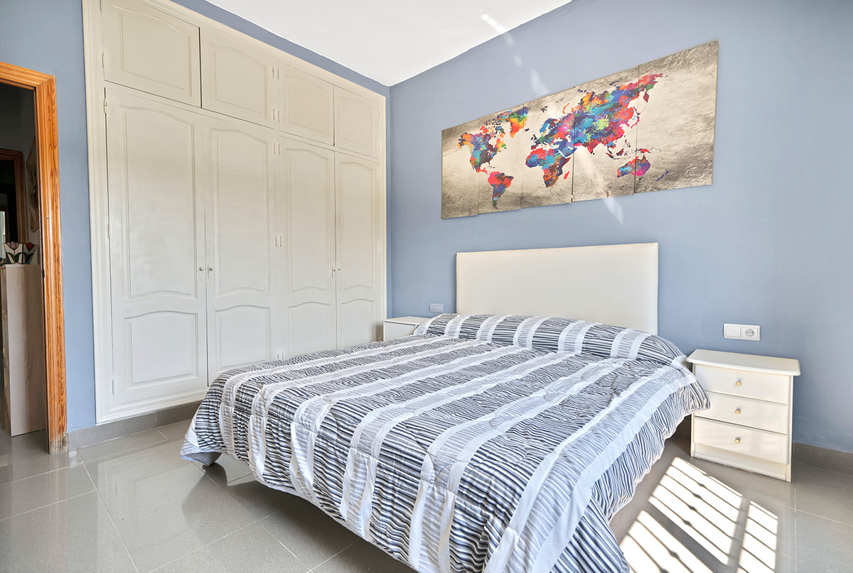 Se vende Villa - Chalet de 7 dormitorios en Costa Del Sol, Málaga, España