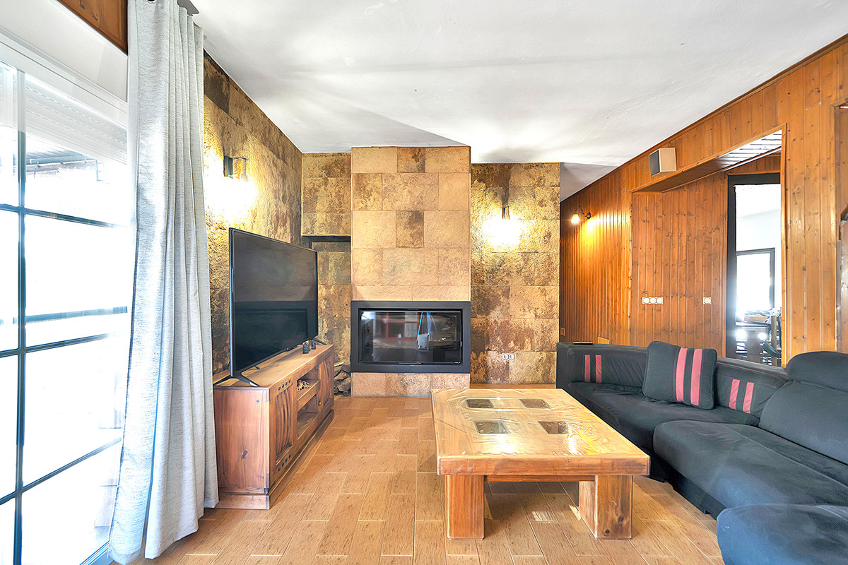 Se vende Villa - Chalet de 7 dormitorios en Costa Del Sol, Málaga, España