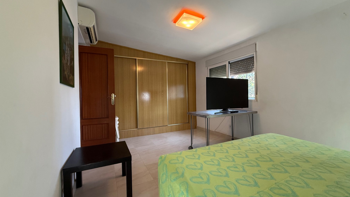 Se vende Villa - Chalet de 4 dormitorios en Costa Blanca, Alicante, España