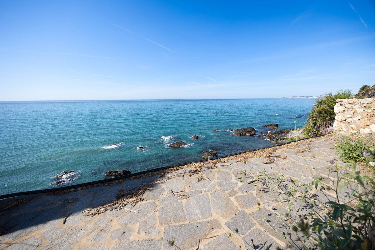 Apartment for sale in Torremuelle Costa Del Sol, Málaga, Spain