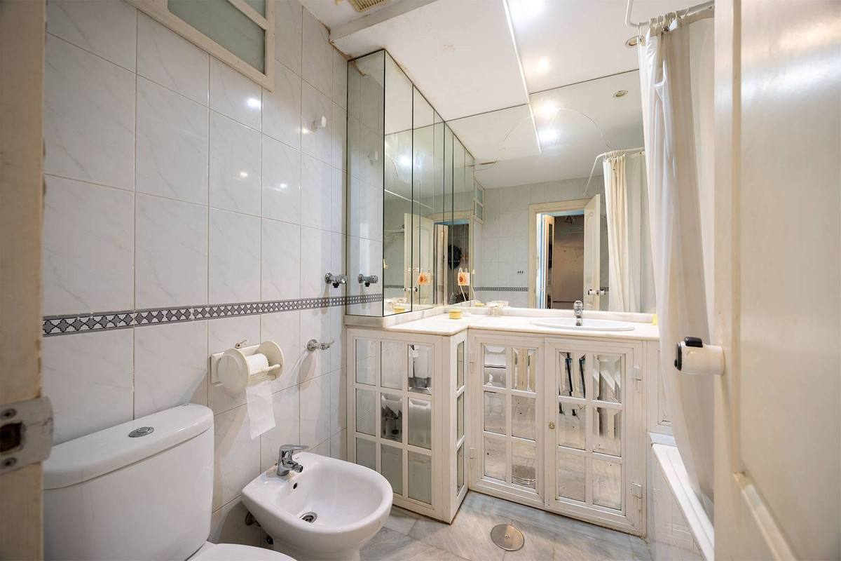 Apartment for sale in Torremuelle Costa Del Sol, Málaga, Spain