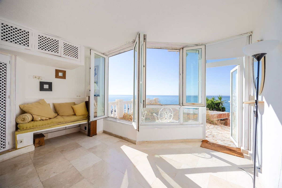 Apartment for sale in Torremuelle Costa Del Sol, Málaga, Spain