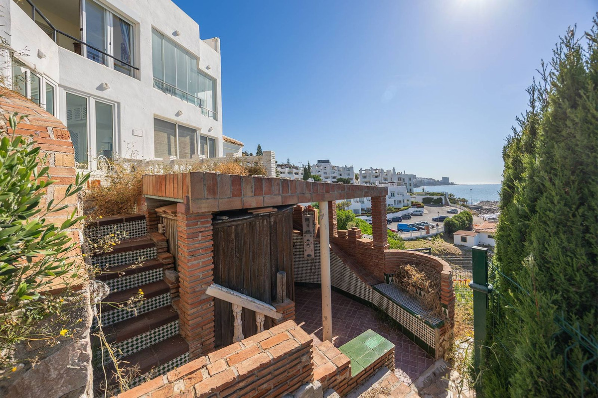 Apartment for sale in Torremuelle Costa Del Sol, Málaga, Spain