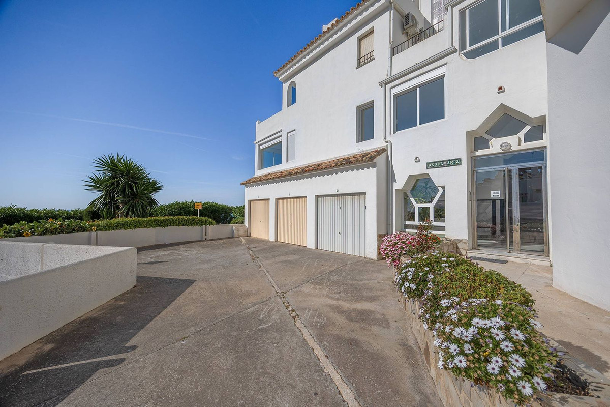 Apartment for sale in Torremuelle Costa Del Sol, Málaga, Spain