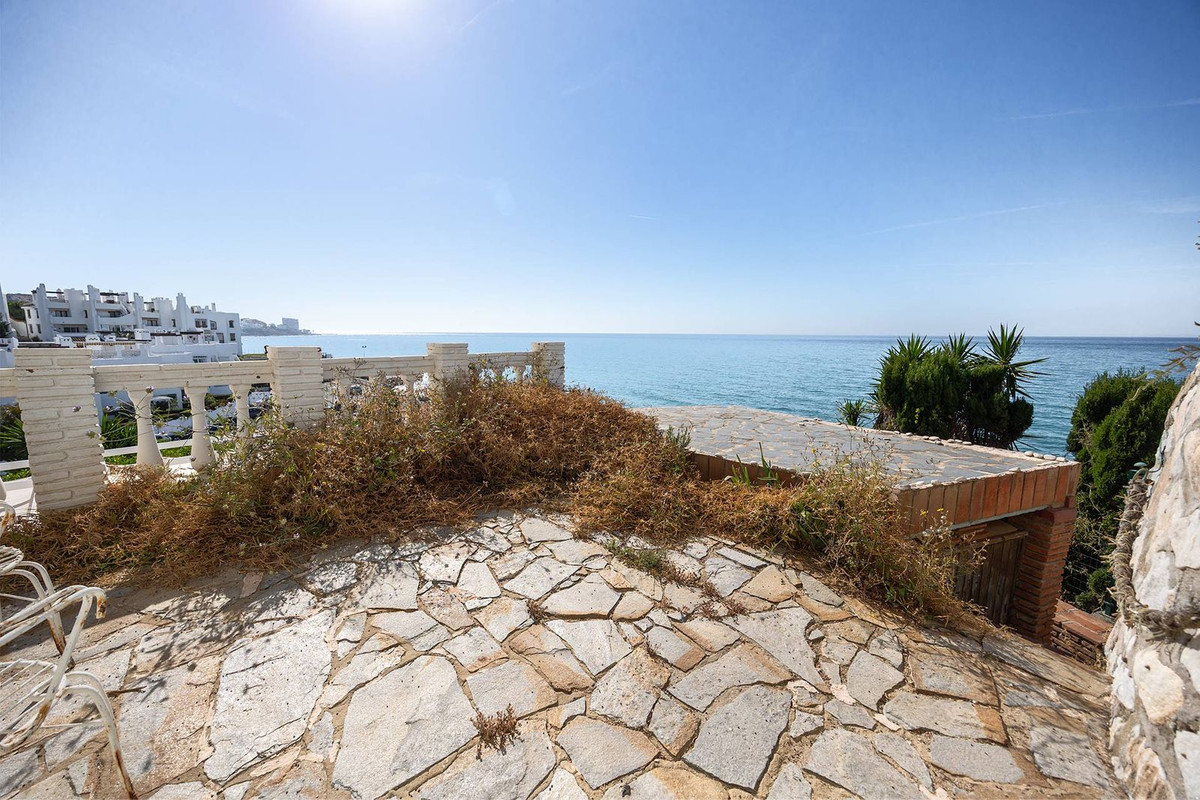 Apartment for sale in Torremuelle Costa Del Sol, Málaga, Spain