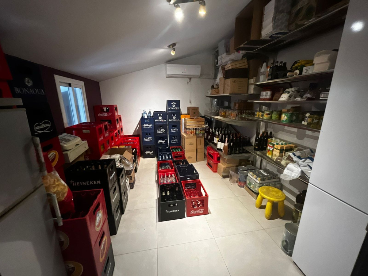 Se vende Restaurante  en Costa Del Sol East, Málaga, España