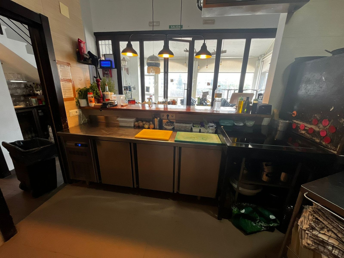 Se vende Restaurante  en Costa Del Sol East, Málaga, España