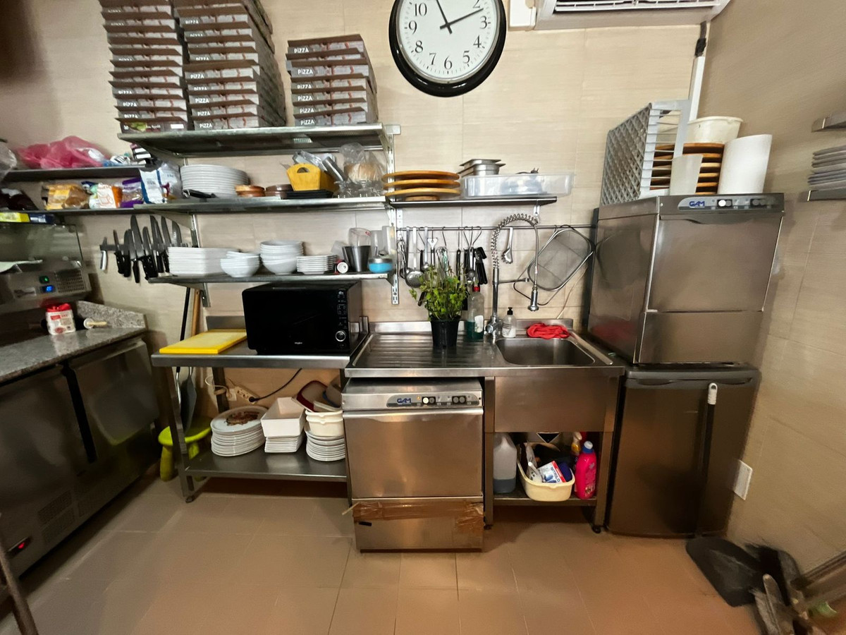 Se vende Restaurante  en Costa Del Sol East, Málaga, España