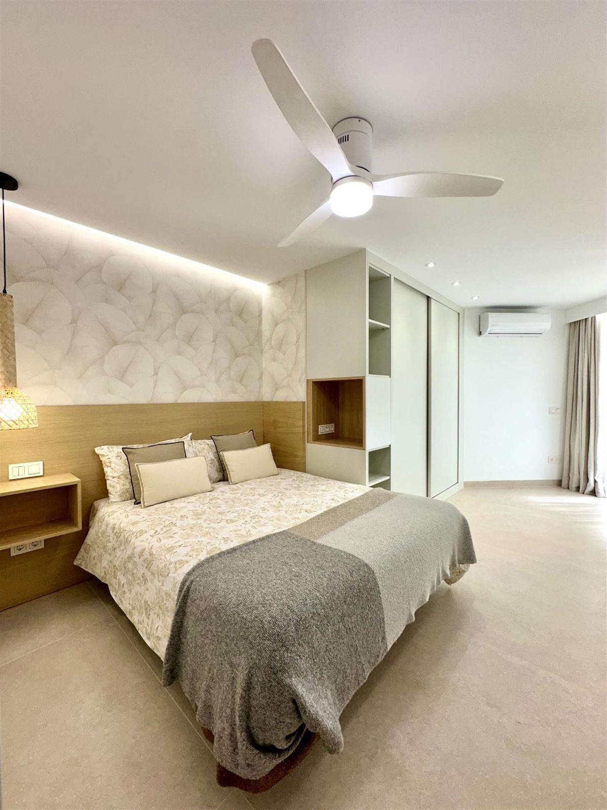 Se vende Apartamento Planta Media de 2 dormitorios en Costa Del Sol, Málaga, España
